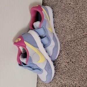 Little Kid Sneaker